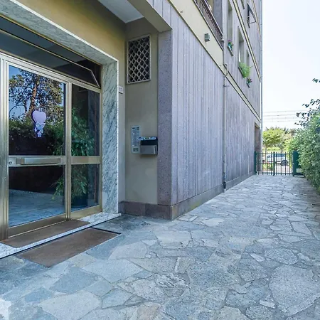 Guesthost - Mare E Monti Vacation Flat *