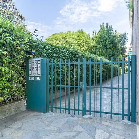 Guesthost - Mare E Monti Vacation Flat Chiavari