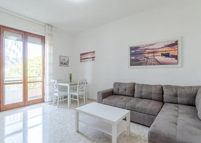 Guesthost - Mare E Monti Vacation Flat