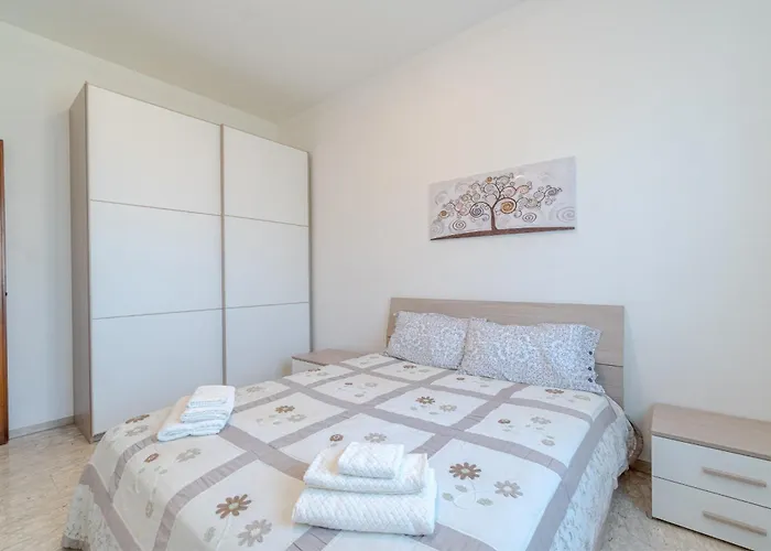 Guesthost - Mare E Monti Vacation Flat