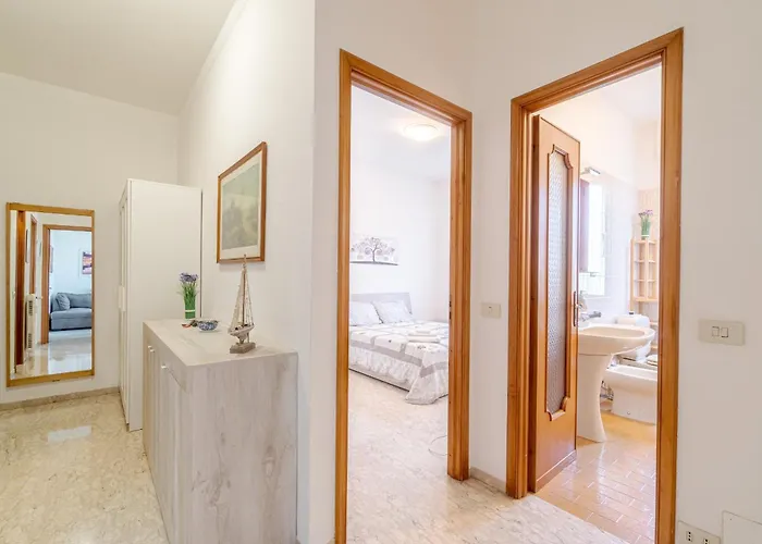 Guesthost - Mare E Monti Vacation Flat 公寓 *